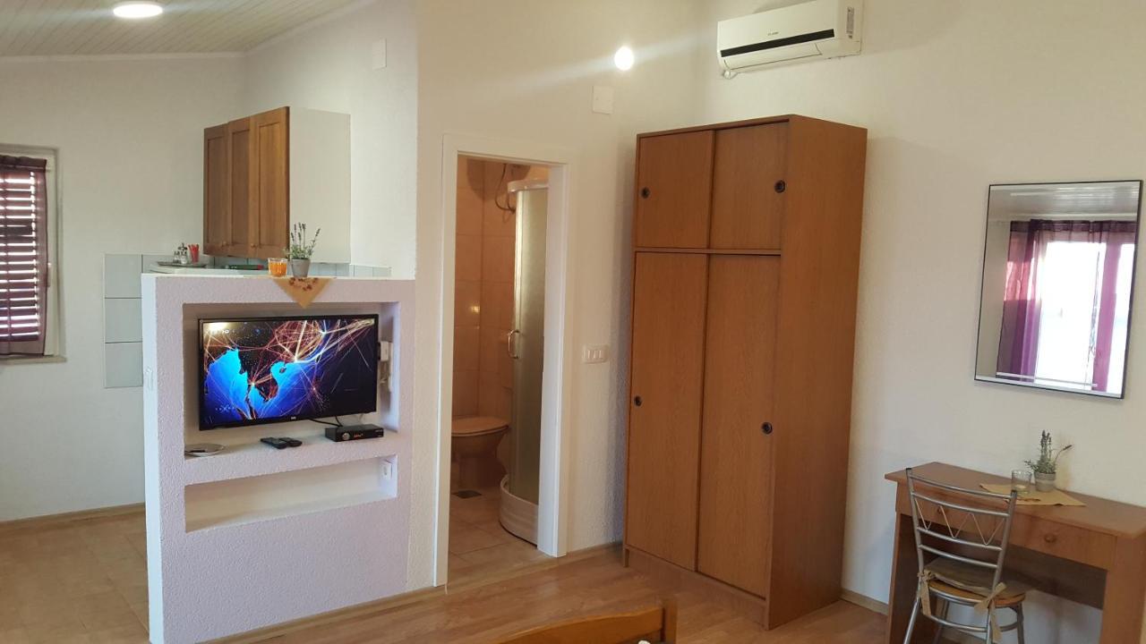 Apartments Zuzul - Trogir Ngoại thất bức ảnh