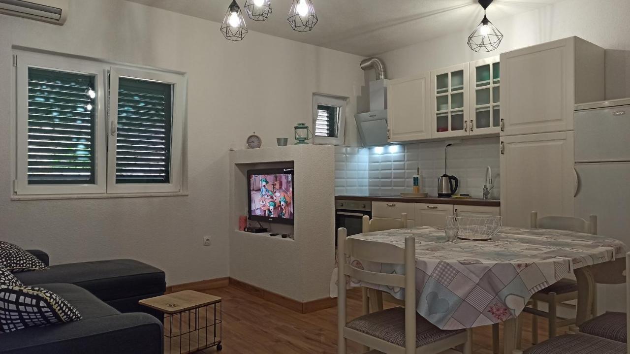 Apartments Zuzul - Trogir Ngoại thất bức ảnh
